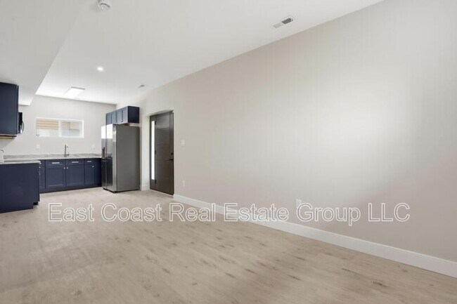 Building Photo - 530 N Third St B