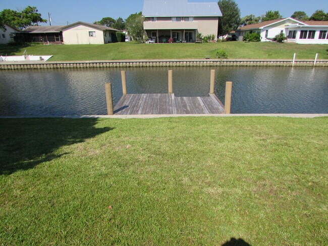 Building Photo - IntraCoastal Single Family Home