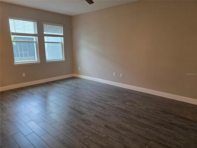 Building Photo - 2372 Shadowland Lp