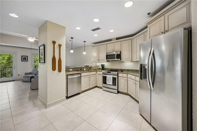 Building Photo - 150 Salt Air Dr
