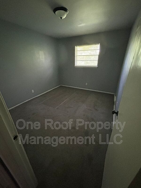 Building Photo - 5308 Ditzler Ave