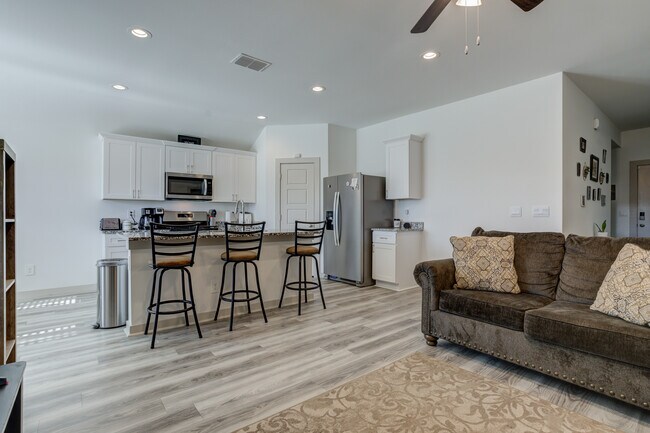 Building Photo - 2323 149th St