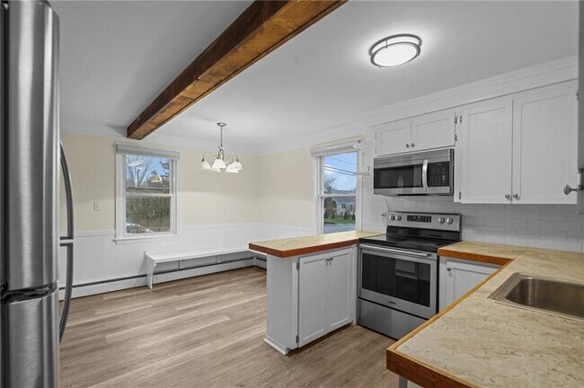 Building Photo - 310 Old Mill Ln