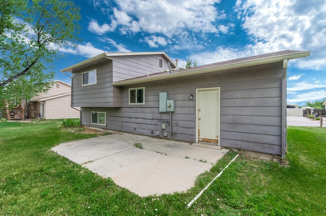 Building Photo - 1552 S Memphis St