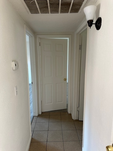 Building Photo - Modesto 2 Bedrooms 1 Bathroom Duplex