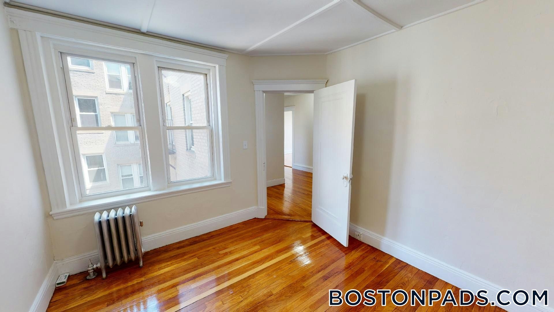 Building Photo - 1191 Boylston St