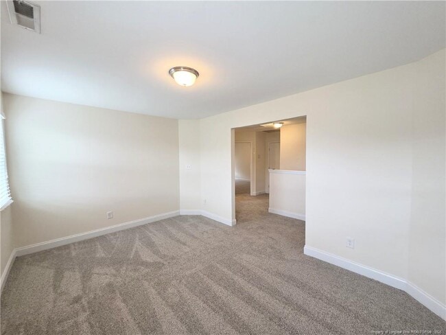 Building Photo - 173 Weston Woods St
