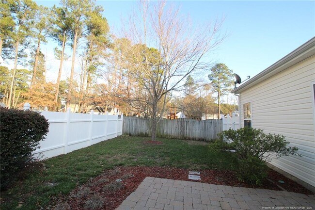 Building Photo - 8508 Neuse Garden Dr