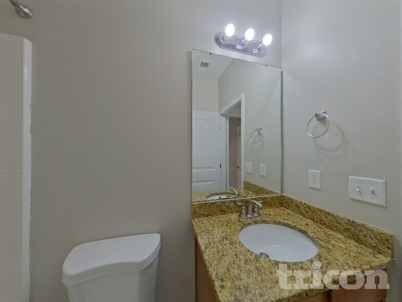 Building Photo - 506 Airdale Ln