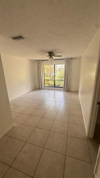 Building Photo - 10188 SW 53rd Ct