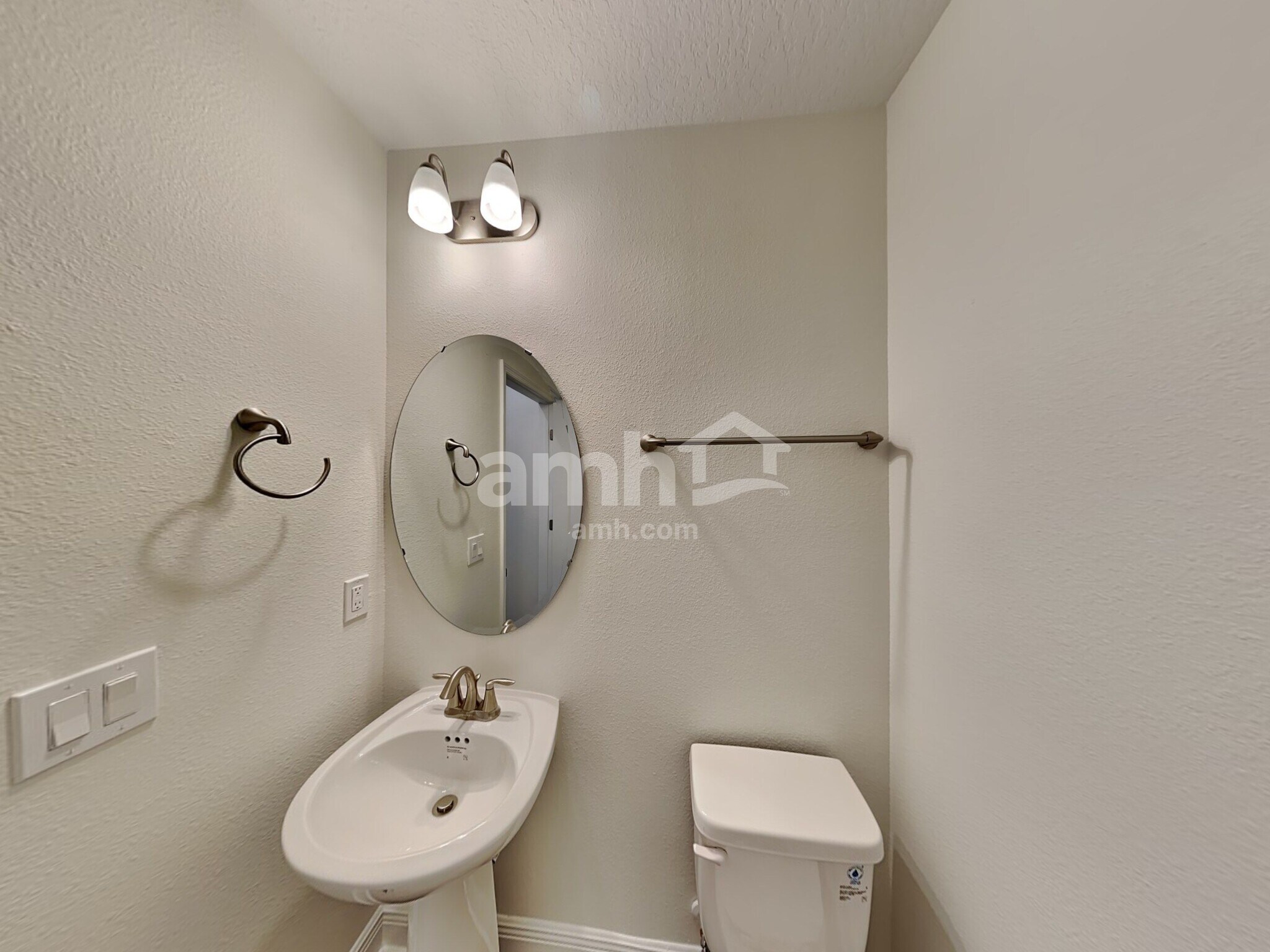 Building Photo - 2720 Ponds Trl