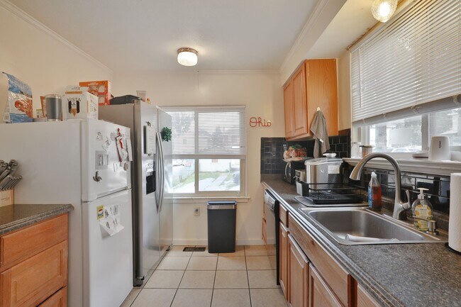 Building Photo - 108 Frambes Ave