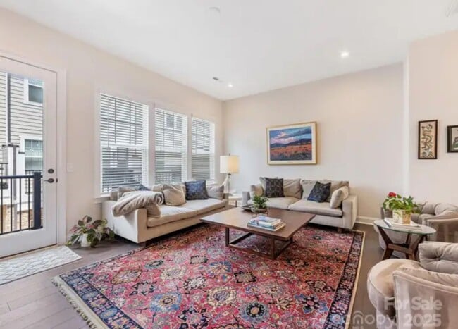 Building Photo - 5018 Harrowsmith Ln