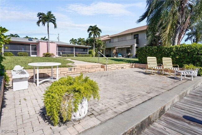 Building Photo - 517 SE 43rd St