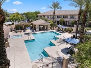 Building Photo - Cobalt on 32nd Street