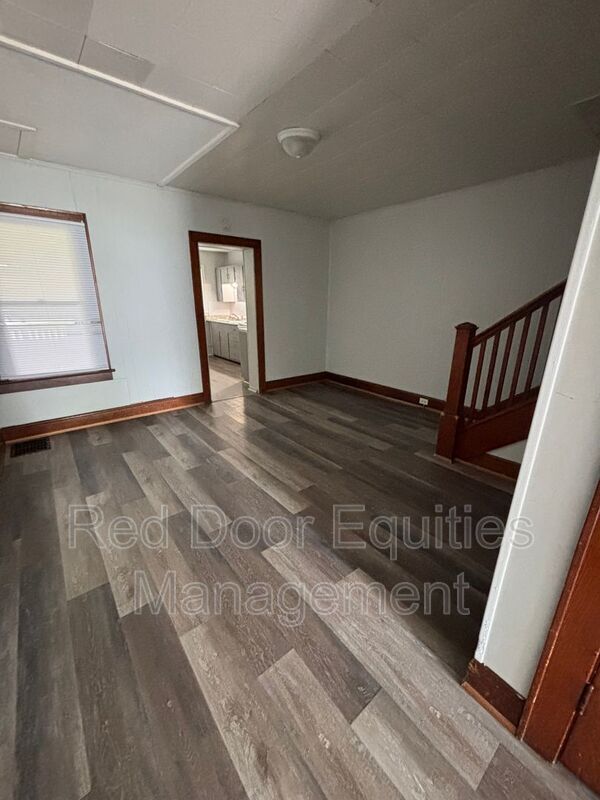 Building Photo - 405 W Wheeling St
