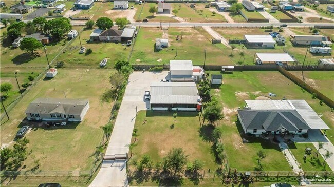 Building Photo - 24 Eagle Pass St