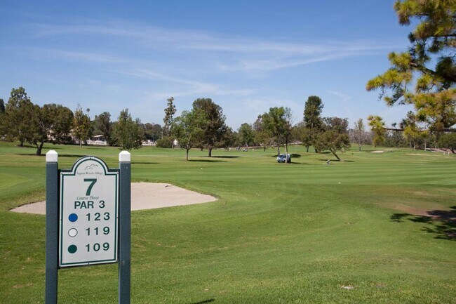 Building Photo - 2238 Via Puerta