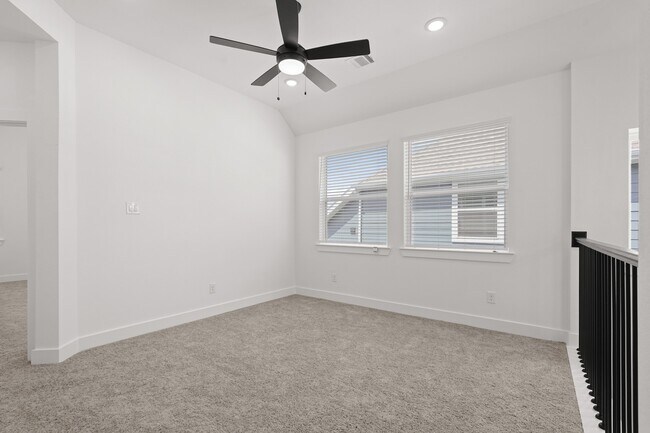 Building Photo - 9450 Autumn Vale Dr