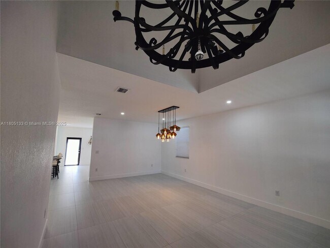 Building Photo - 15752 SW 44th Terrace