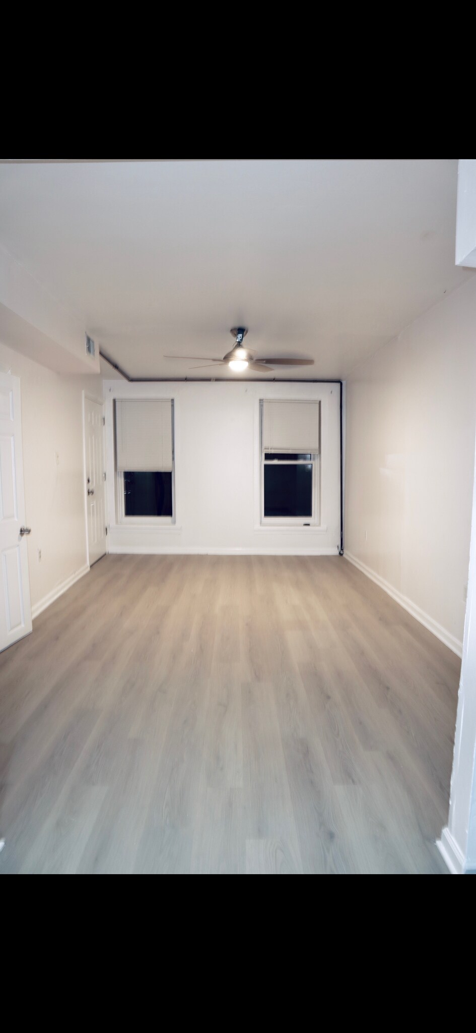 Building Photo - 2314 S Hoyne Ave
