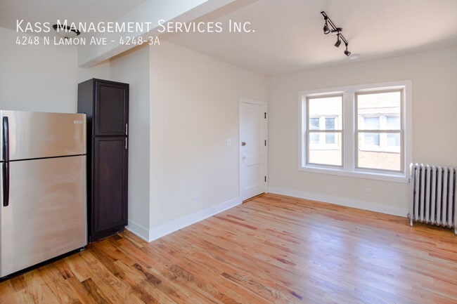 Building Photo - 4248 N Lamon Ave
