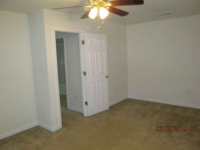Building Photo - # bedroom home with fenced rear yard