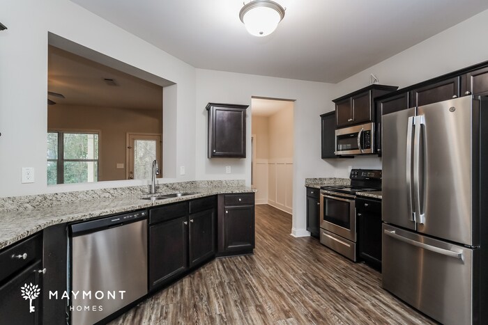 Building Photo - 905 Justice Dr