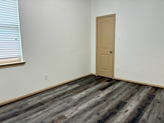 Building Photo - 7042 Windy Run Ct