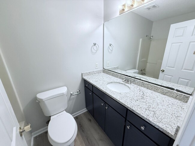 Building Photo - 3BR/3BA For Rent
