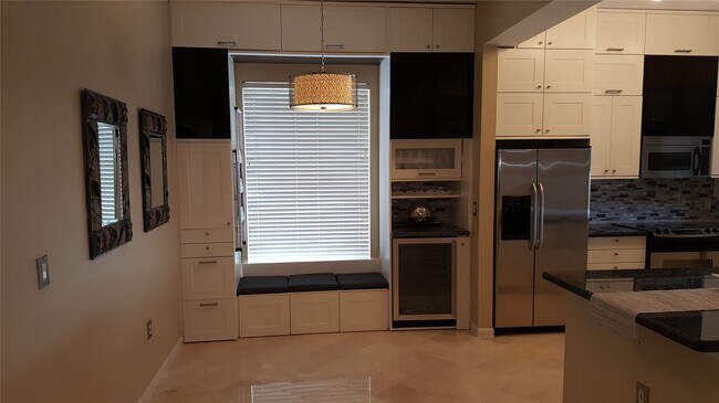 Building Photo - 3505 Sage Rd