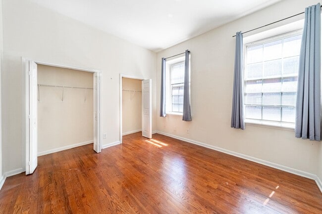 Building Photo - 186 Wayne St