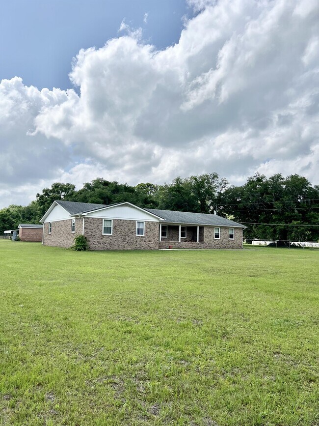Building Photo - 264 Lonnie Raker Ln