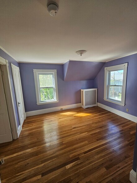Front BR - 19 Porter St