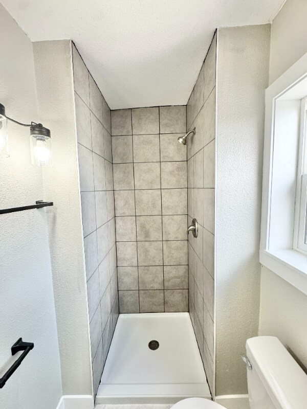 Building Photo - 322 E St Vrain St