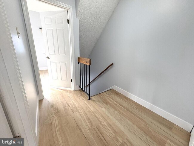 Building Photo - 306 Paddock Dr