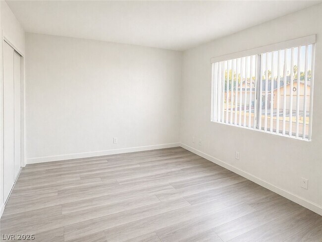 Building Photo - 6601 Silverstream Ave