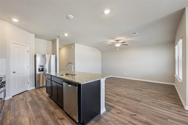 Building Photo - 112 Short Toed Swoop