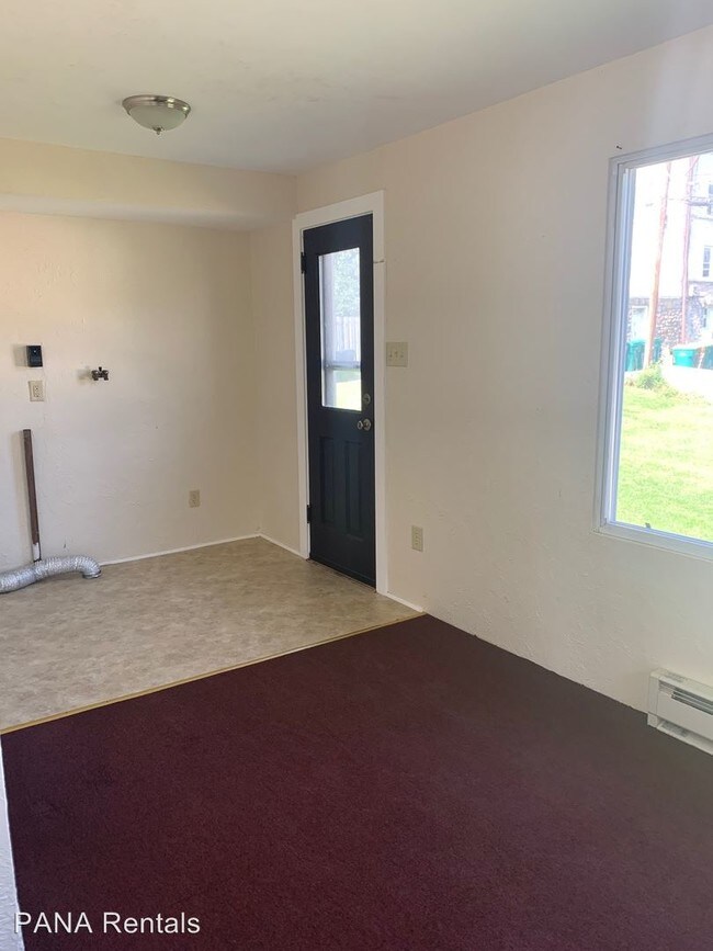 Building Photo - 600-608 N 25th St