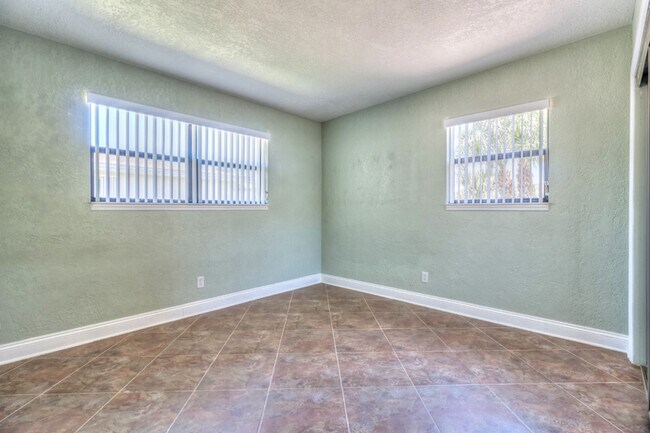 Building Photo - Gorgeous Mediterranean Style Home in Ormond Beach!