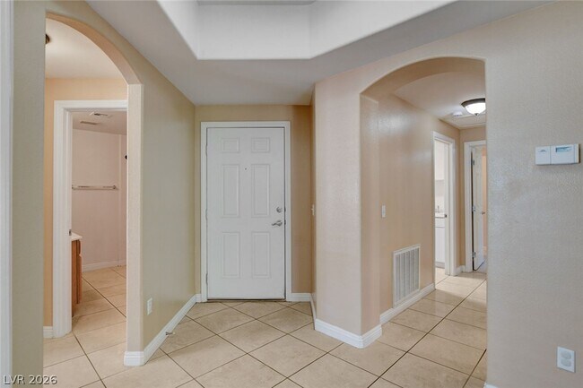 Building Photo - 10809 Garden Mist Dr