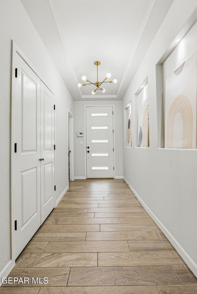 Building Photo - 6556 Ta Suil Pl