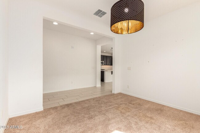 Building Photo - 12751 W Ocotillo Rd