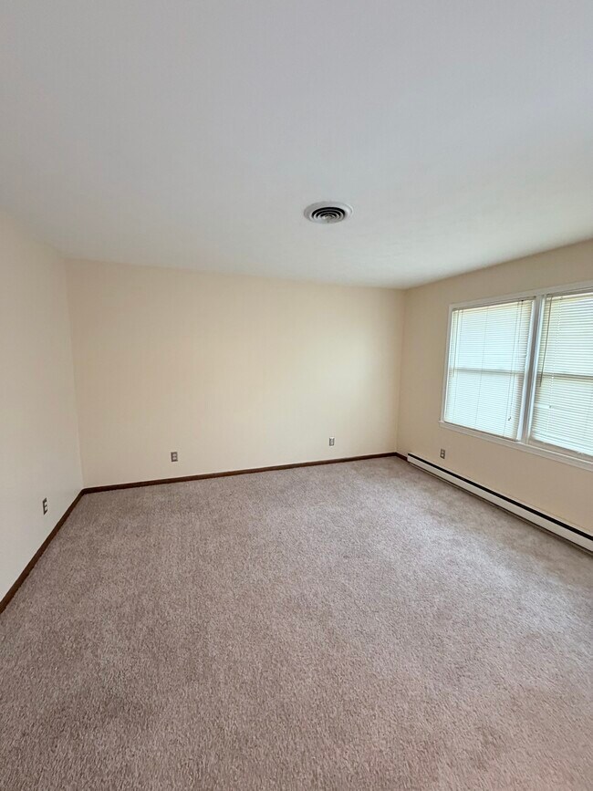 Building Photo - 1509 S Goyer Rd