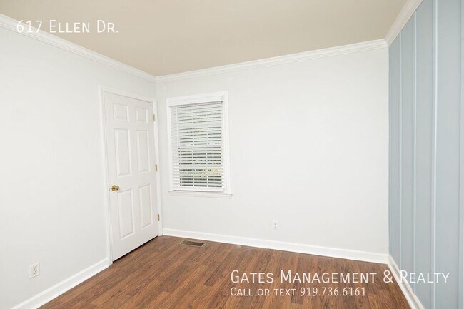 Building Photo - 617 Ellen Dr