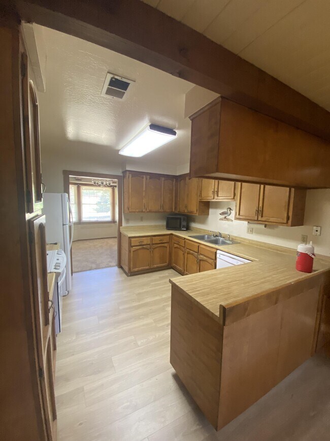 Building Photo - 24051 Basin Harbor Ct