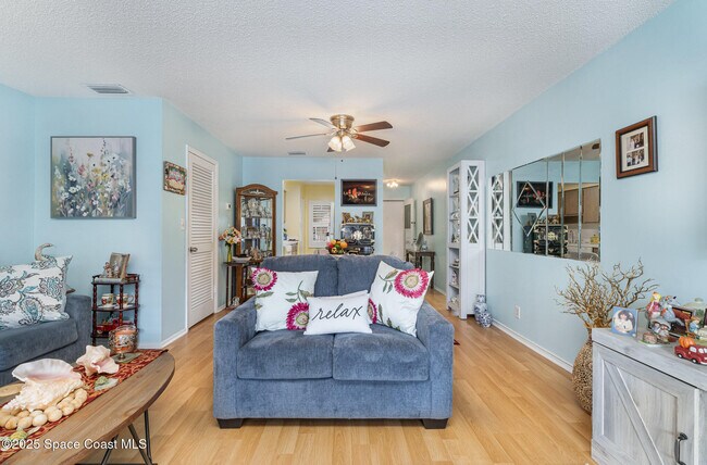 Building Photo - 1047 Small Ct