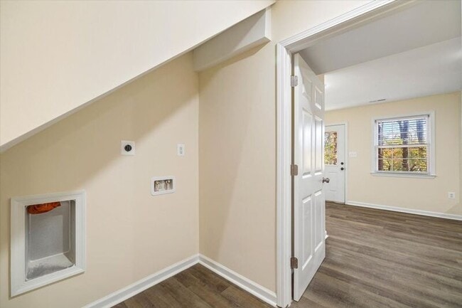 Building Photo - 2500 Kimbrough Cir