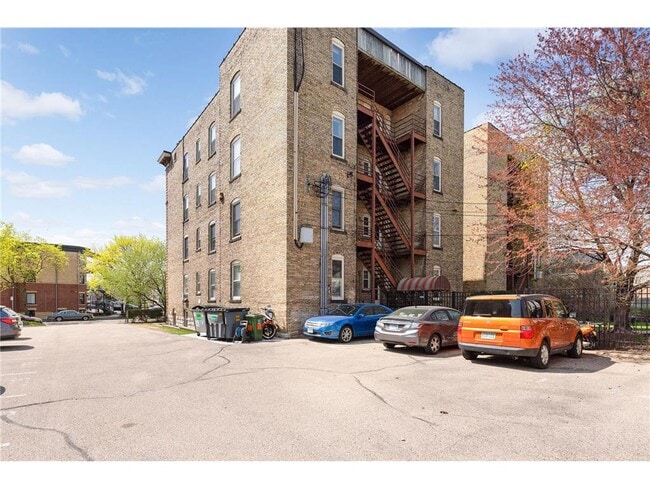 Building Photo - 2421 Emerson Ave S