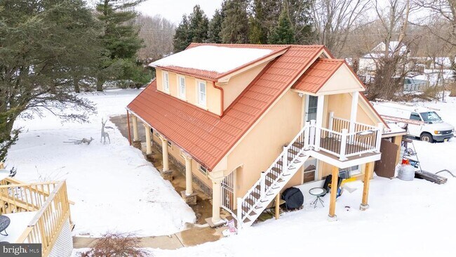 Building Photo - 341 Gordon Rd